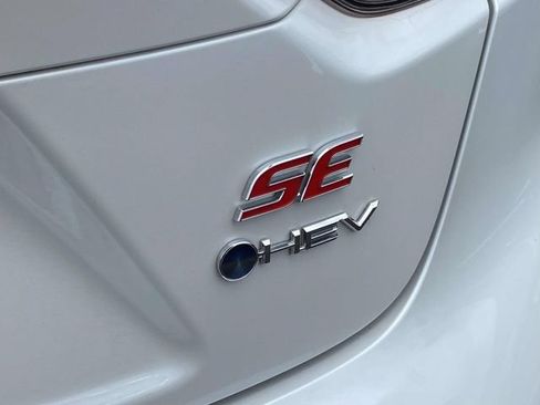 Used 2025 Toyota Corolla SE FWD image 15