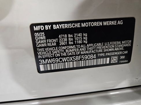 Certified 2025 BMW 330i Sedan w/ Convenience Package image 26
