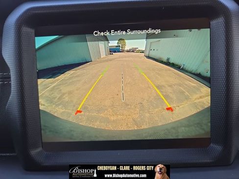 Used 2022 Jeep Wrangler Unlimited Sahara w/ LED Lighting Group AWD/4WD image 56
