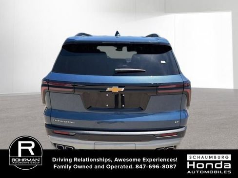 Used 2024 Chevrolet Traverse LT w/ LPO, Floor Liner Package FWD image 6