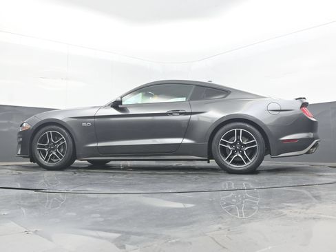 Used 2020 Ford Mustang GT RWD image 26