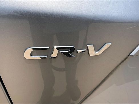 Used 2021 Honda CR-V Touring image 10