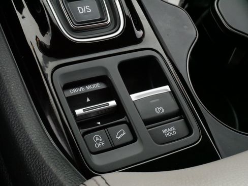 Used 2023 Honda Pilot EX-L image 25