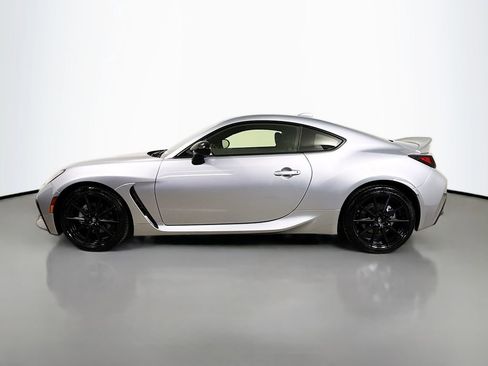 Certified 2024 Toyota GR86 Premium image 4