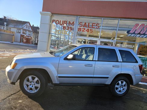 Used 2008 Jeep Grand Cherokee Laredo w/ Sun/Sound Group image 14