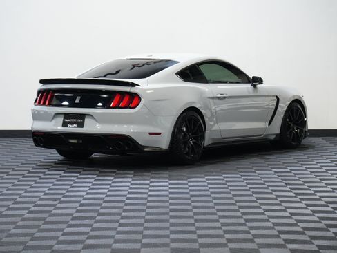 Used 2016 Ford Mustang Shelby GT350 w/ Technology Package RWD image 6