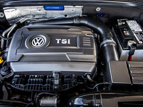 Used 2014 Volkswagen Beetle R-Line image 21