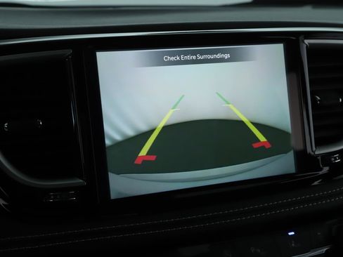 New 2026 Chrysler Pacifica Select image 13