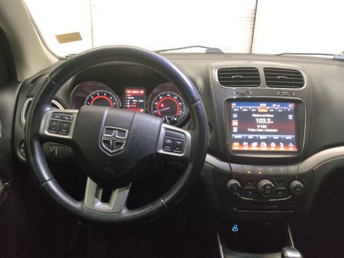 Used 2019 Dodge Journey Crossroad w/ Navigation Group FWD image 22