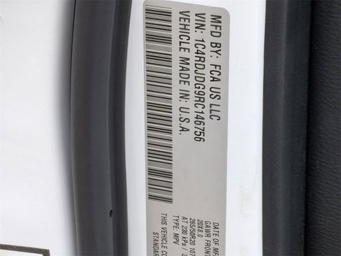 Certified 2024 Dodge Durango GT image 32