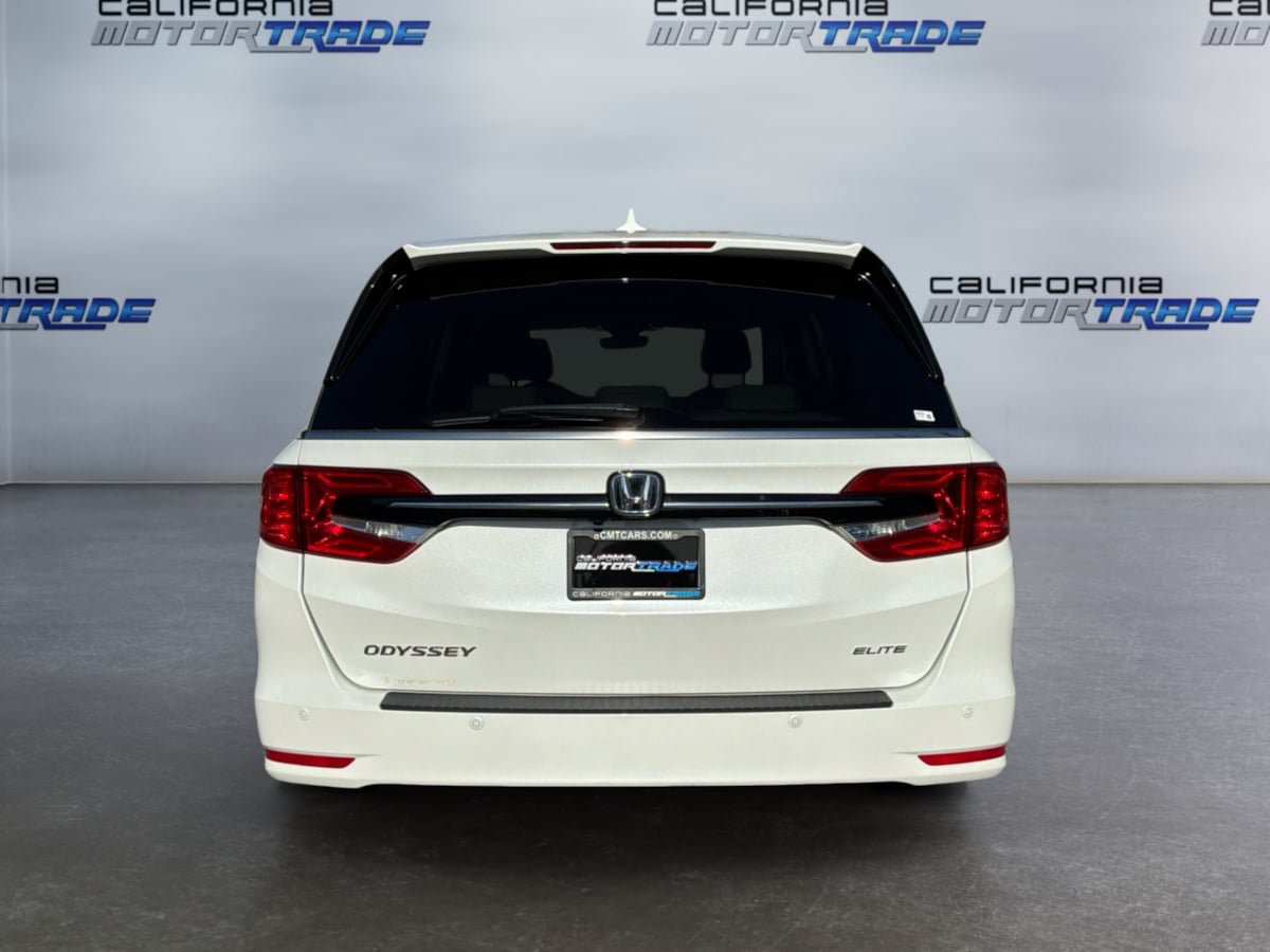 Used 2022 Honda Odyssey Elite image 6