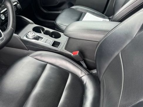 Used 2024 Ford Escape Platinum AWD/4WD image 14