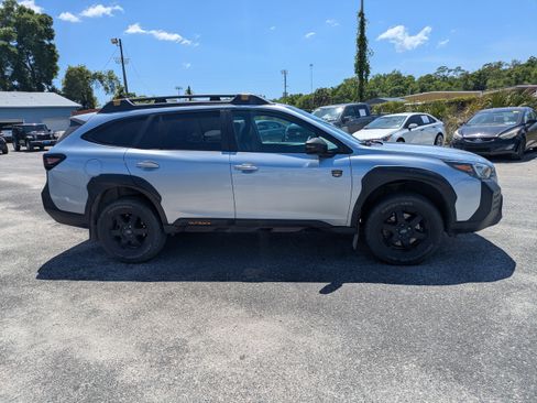 Used 2023 Subaru Outback Wilderness AWD/4WD image 3