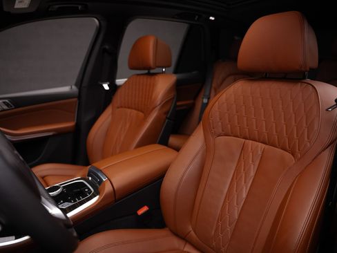 Used 2024 BMW X5 sDrive40i w/ Premium Package RWD image 62