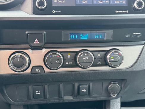 Used 2023 Toyota Tacoma SR image 18