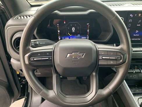 Used 2023 Chevrolet Colorado Trail Boss w/ Technology Package image 18