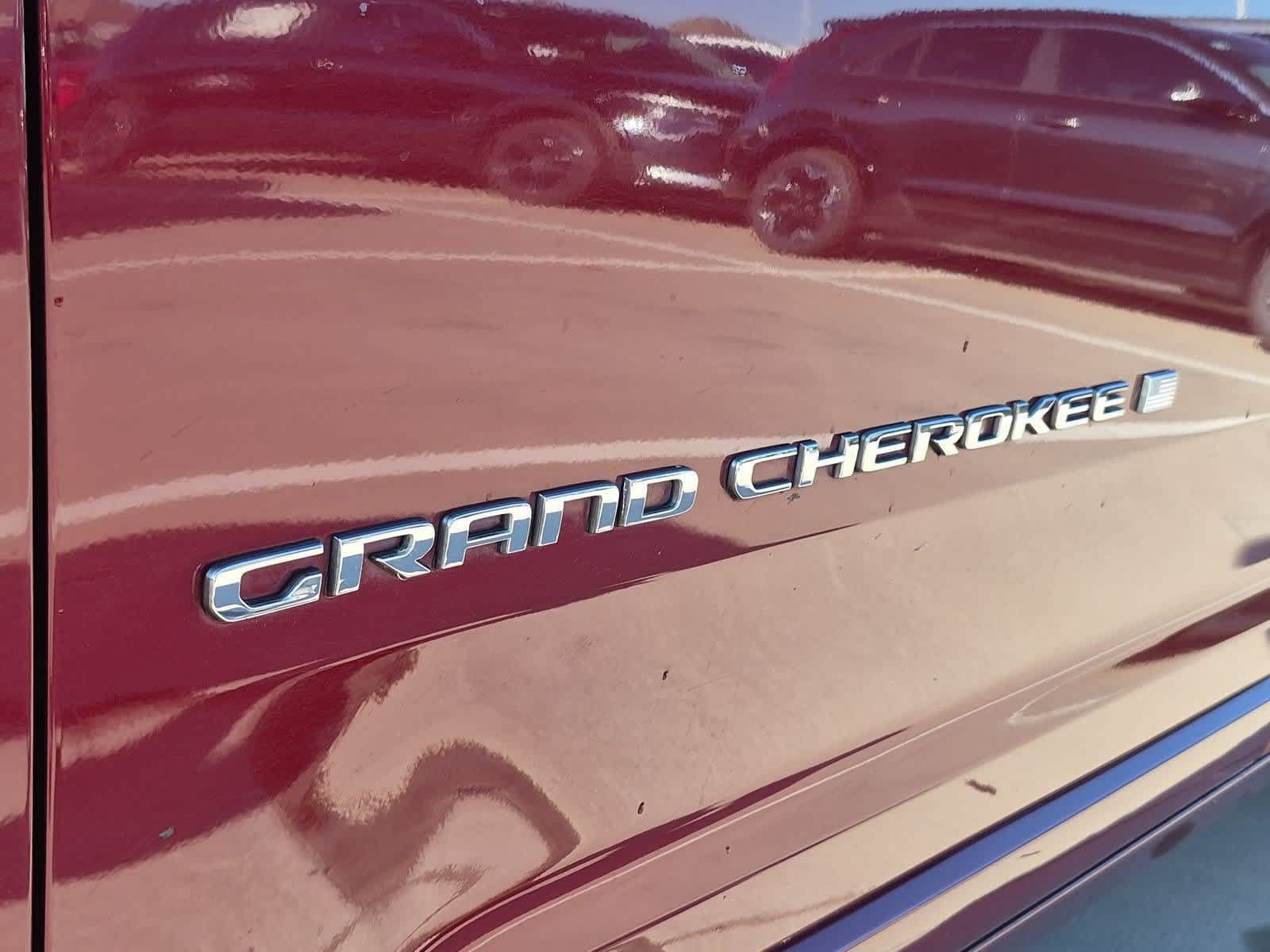 Used 2021 Jeep Grand Cherokee L Overland w/ Luxury Tech Group IV RWD image 12
