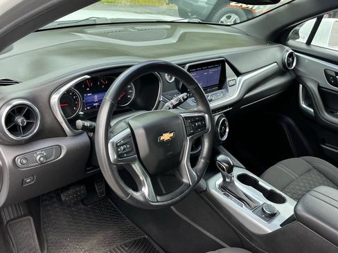 Used 2020 Chevrolet Blazer LT AWD/4WD image 3