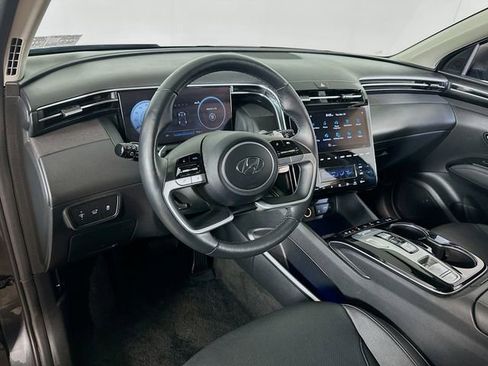 Used 2023 Hyundai Tucson Limited AWD/4WD image 16