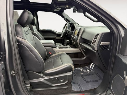 Used 2018 Ford F150 Raptor image 19