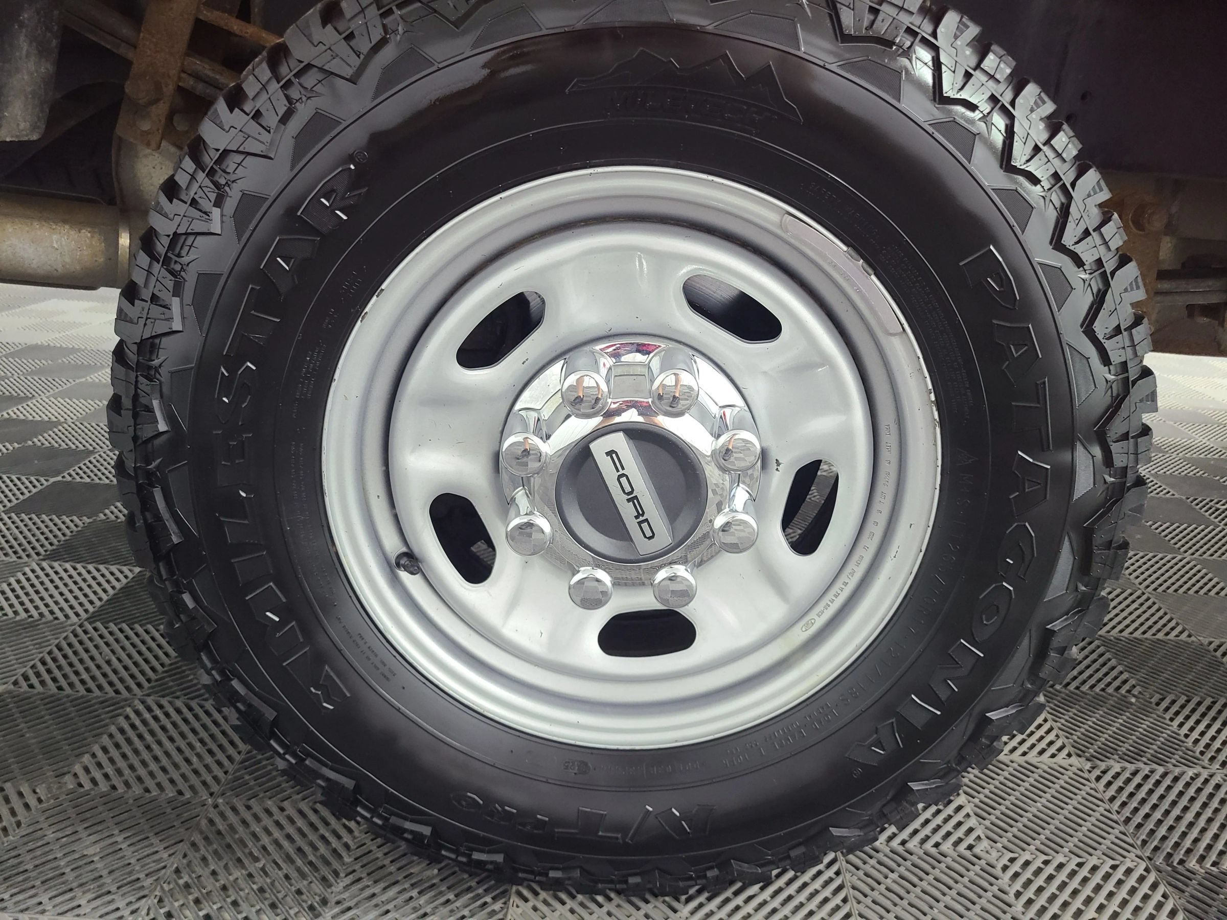Used 2020 Ford F250 XL w/ Power Equipment Group AWD/4WD image 14
