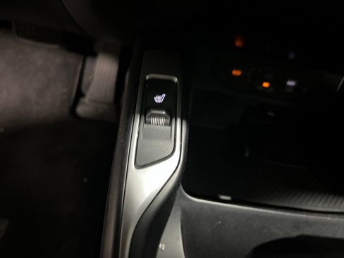 Used 2024 Kia Sorento S w/ Panoramic Sunroof Package FWD image 29