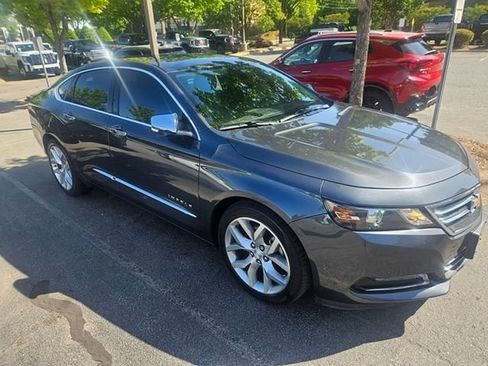 Used 2019 Chevrolet Impala Premier FWD image 2