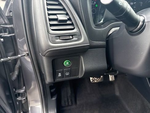 Used 2021 Honda HR-V Sport image 15
