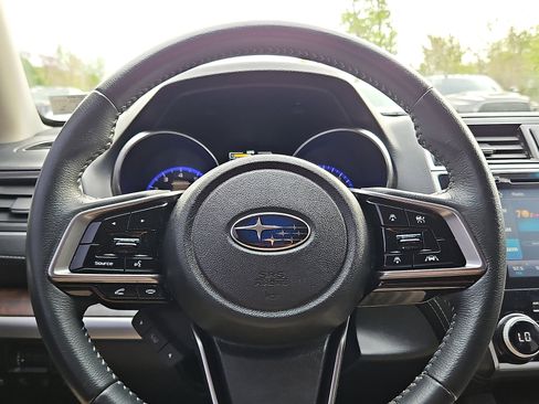 Used 2019 Subaru Outback 2.5i Limited w/ Protection Package #1 AWD/4WD image 18