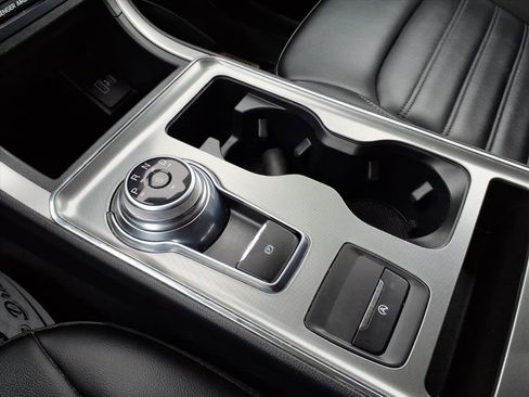 Used 2022 Ford Edge SEL w/ Convenience Package image 17