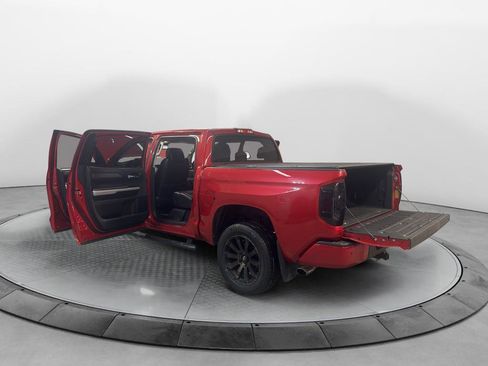 Used 2018 Toyota Tundra Platinum image 11