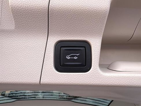 Used 2022 GMC Acadia Denali image 14