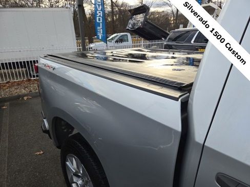 Used 2021 Chevrolet Silverado 1500 Custom image 10