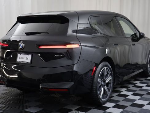 New 2026 BMW iX xDrive60 w/ Premium Package image 18