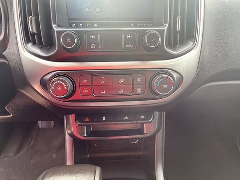 Used 2020 Chevrolet Colorado LT w/ LT Convenience Package image 23