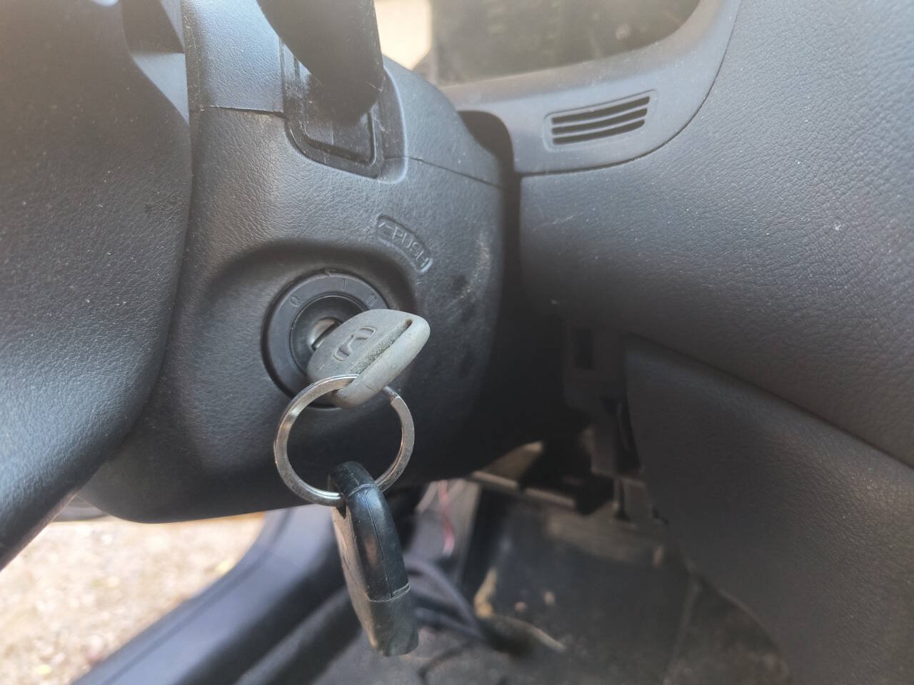 Used 2003 Honda Accord LX image 39
