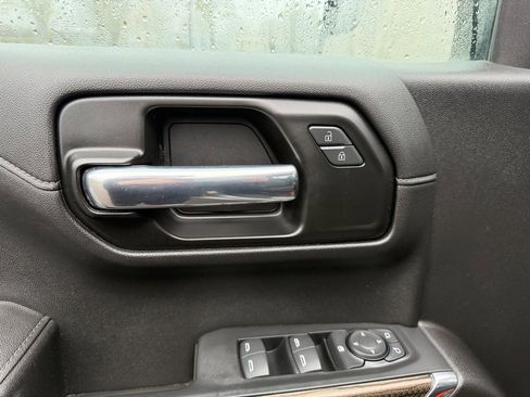 Used 2021 Chevrolet Silverado 1500 RST w/ Z71 Off-Road Package image 12