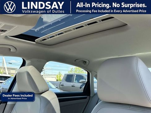 Used 2017 Volkswagen Passat 1.8T SEL Premium FWD image 24