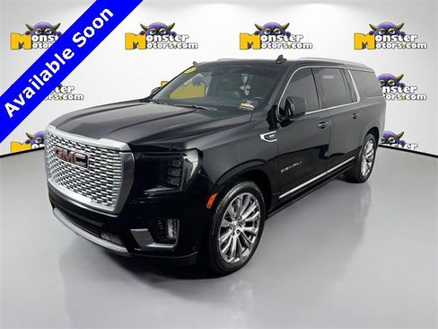 Used 2023 GMC Yukon XL Denali image 1