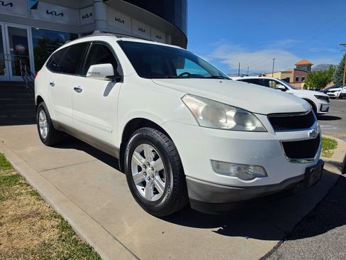 Used 2012 Chevrolet Traverse LT AWD/4WD image 3