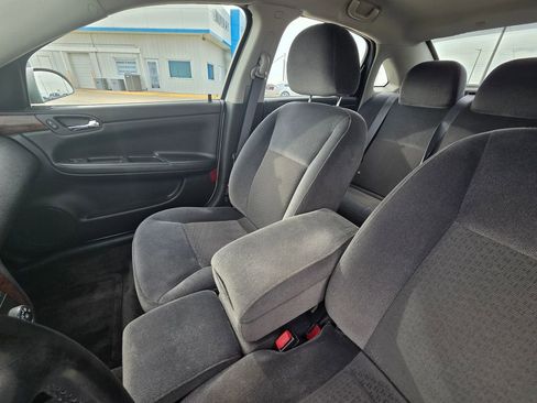 Used 2011 Chevrolet Impala LT image 17