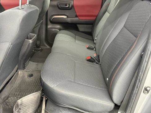 Certified 2022 Toyota Tacoma SR5 image 35