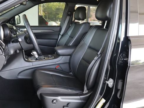 Used 2020 Jeep Grand Cherokee High Altitude AWD/4WD image 15