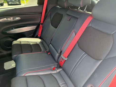 Used 2023 Genesis GV70 2.5T w/ Sport Prestige Package AWD/4WD image 12