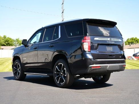 Used 2023 Chevrolet Tahoe LT w/ Luxury Package AWD/4WD image 5