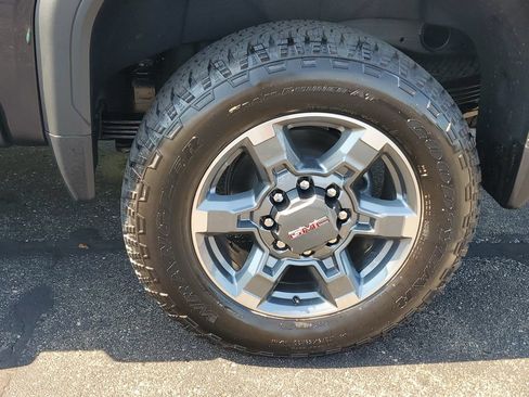 New 2026 GMC Sierra 2500 SLE w/ SLE Value Package; AWD/4WD image 6