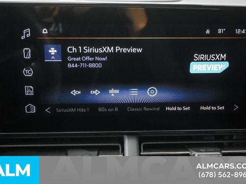 Used 2025 Chevrolet Trax LT FWD image 31