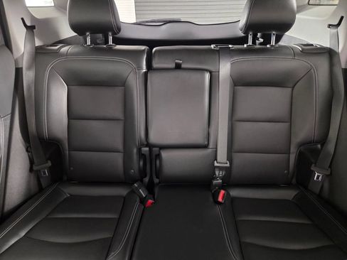 Used 2022 GMC Terrain SLT w/ Elevation Edition FWD image 21