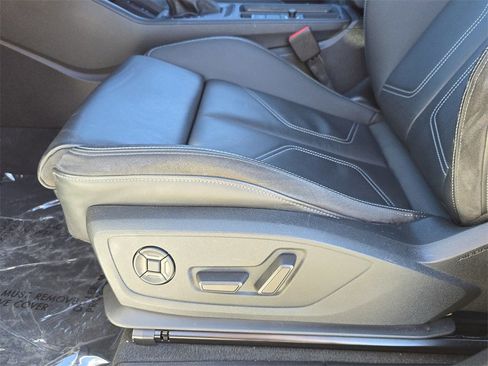 Used 2022 Audi Q3 2.0T Premium Plus w/ Premium Plus Package image 17