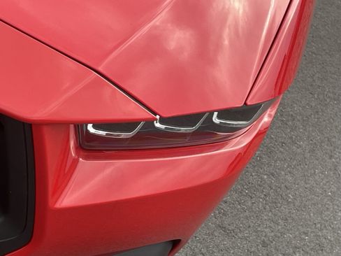 Used 2025 Ford Mustang Premium image 10